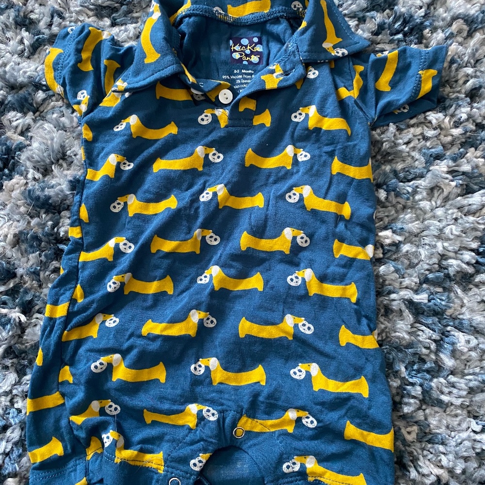 Kickee Pants 0-3 months Daschund romper